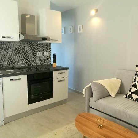 Apartment Seashell Šišan Exteriör bild